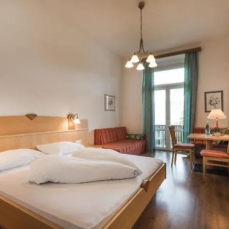 Angelica Hotel